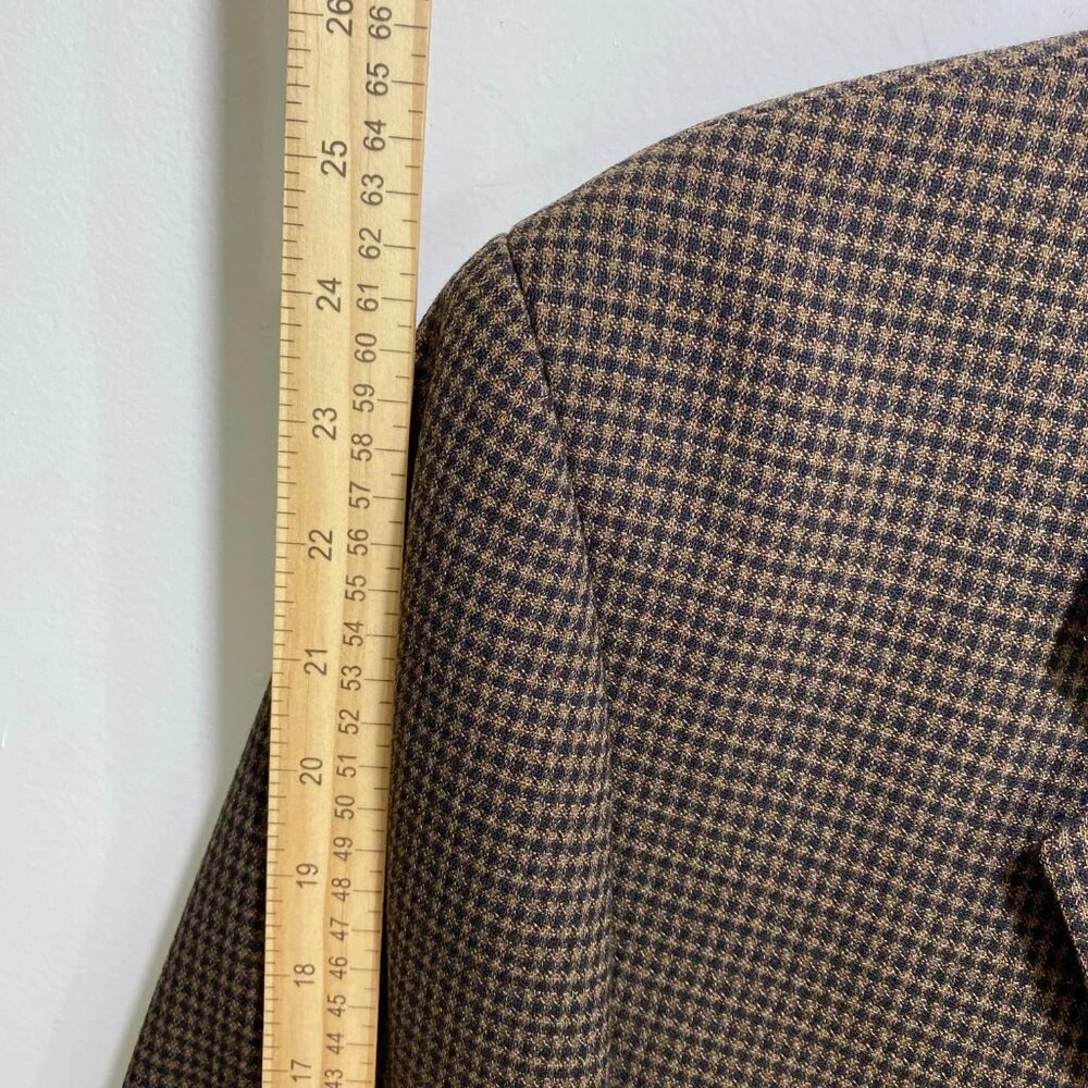 Vintage Marshall Fields 100% Wool Sport Coat Men‎ 40R Brown Herringbone 3 Button